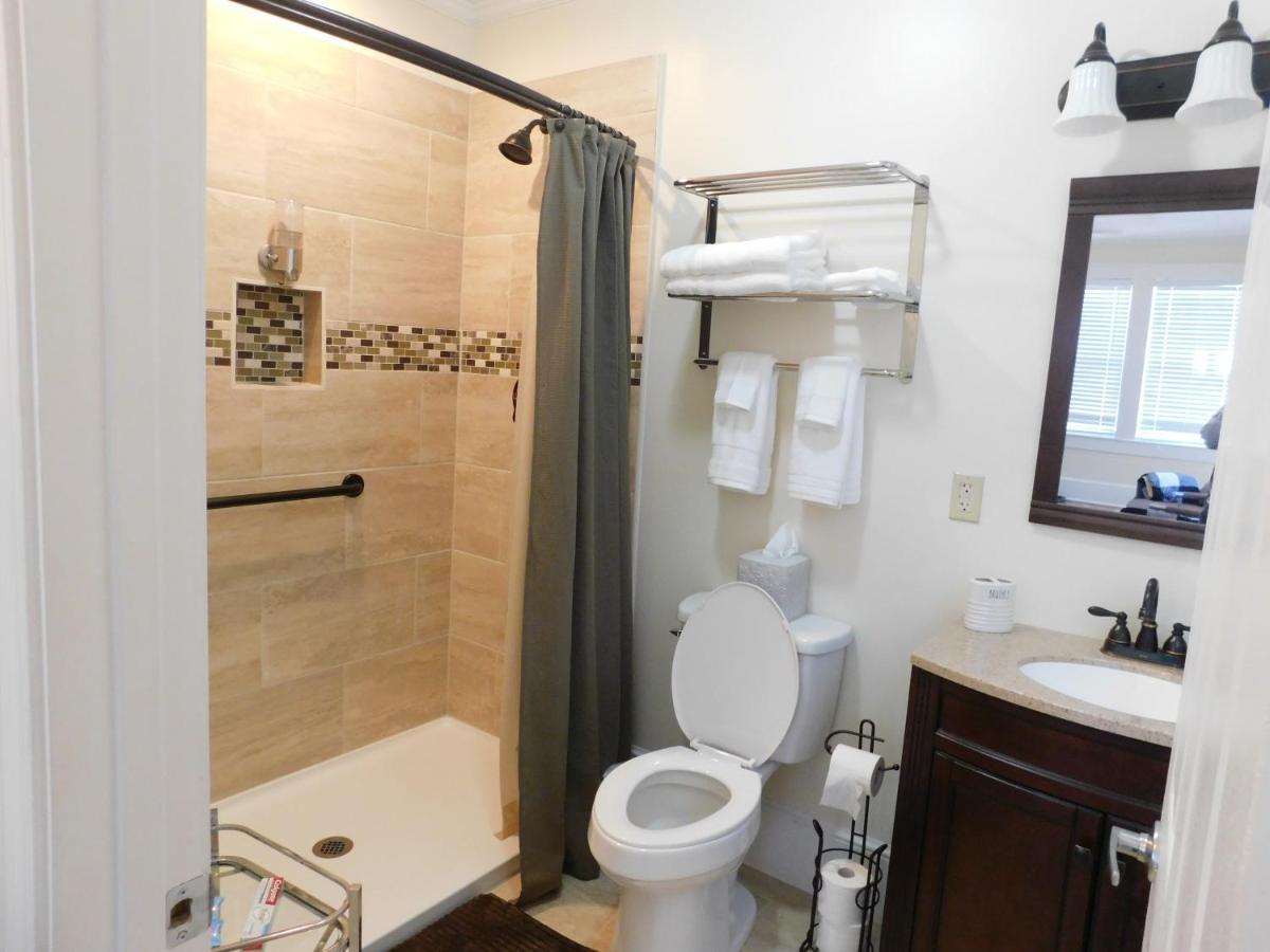 Lawrence Village Bed And Breakfast Swainsboro Экстерьер фото